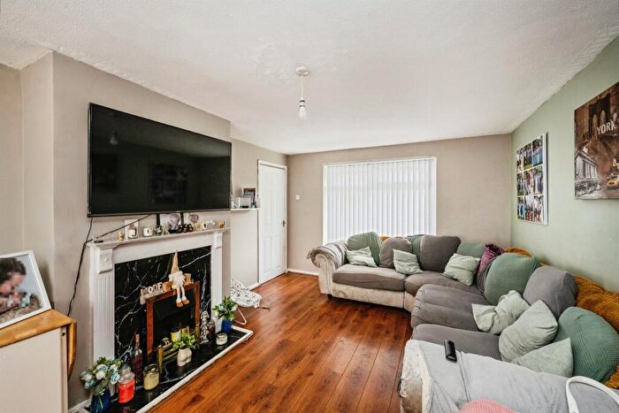 3 Bedroom Terraced House For Sale In Arennig Road, Penlan, Swansea, SA5