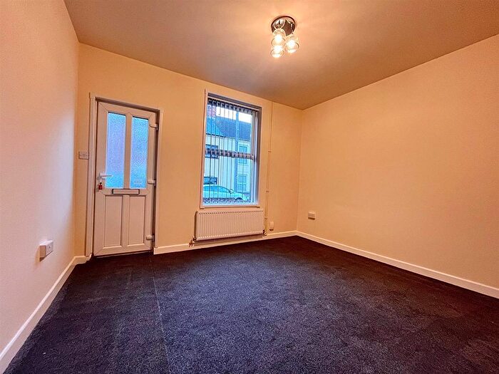 3 Bedroom Terraced House For Sale In Century Road, Great Yarmouth, NR31