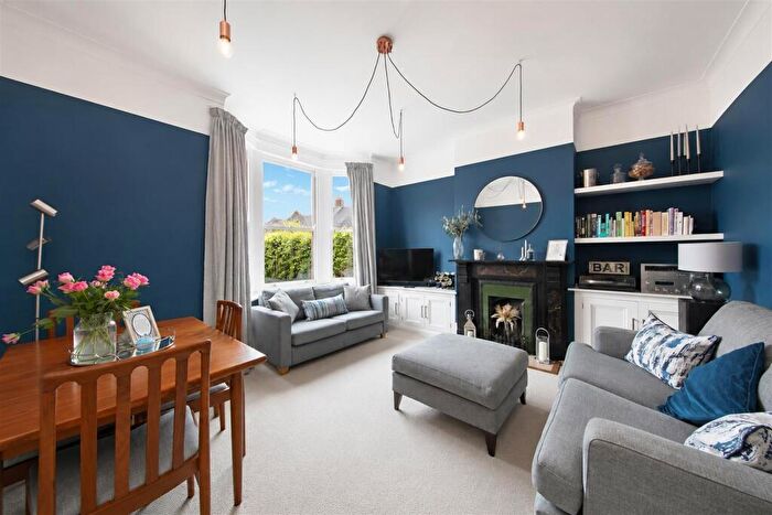 2 Bedroom Flat For Sale In Sportsbank Street, London, SE6