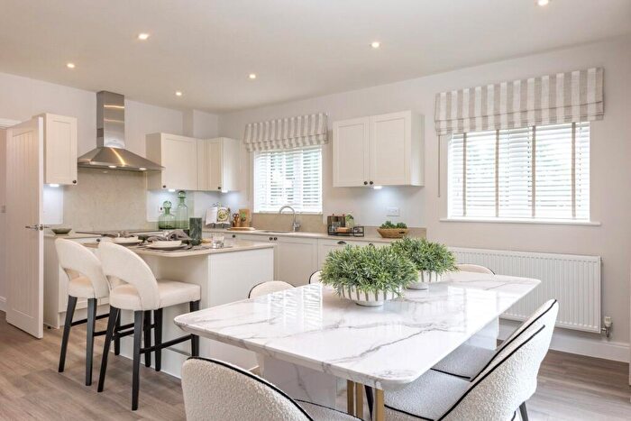 4 Bedroom Detached House For Sale In Worts Causeway, Cambridge, CB1