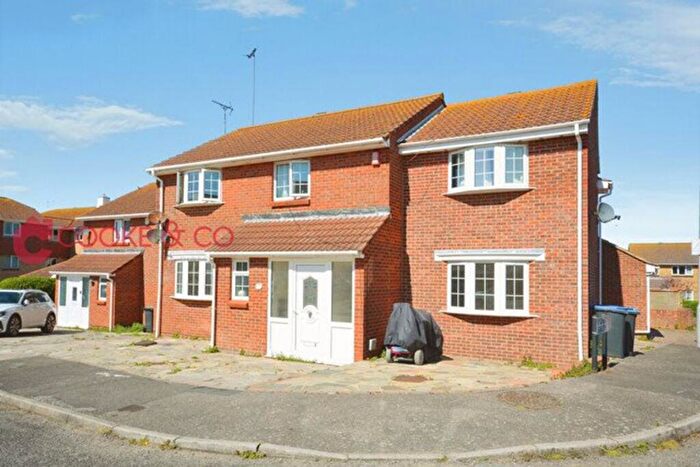 3 Bedroom Flat To Rent In Hadlow Drive, Palm Bay, Cliftonville, CT9