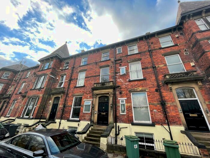 1 Bedroom Flat To Rent In Westfield Terrace, Leeds, West Yorkshire, LS7