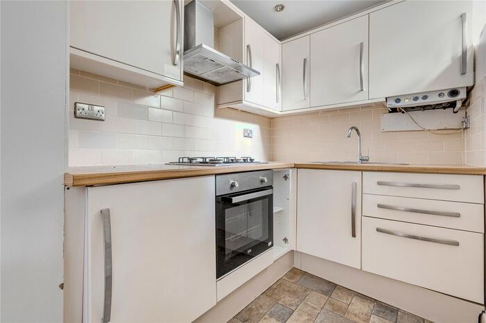1 Bedroom Flat To Rent In Chiswick High Road, Chiswick, London, W4