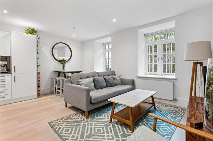 2 Bedroom Property For Sale In Martello Street, London, E8