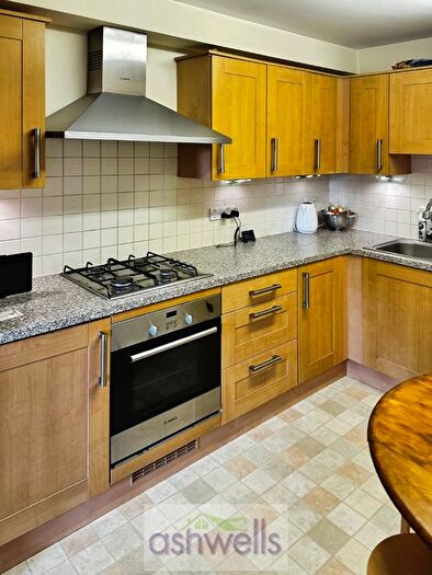 2 Bedroom Flat To Rent In Vincent Drive, Andover, SP10