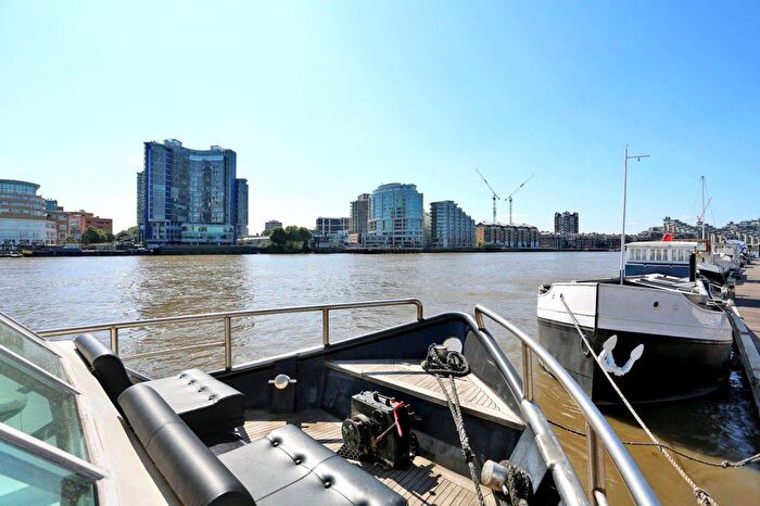 2 Bedroom Flat To Rent In Imperial Wharf Marina, Imperial Wharf, London, SW6