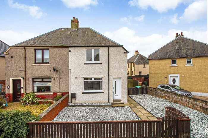 3 Bedroom Semi-Detached House For Sale In Sunnyside Place, Lochgelly, KY5