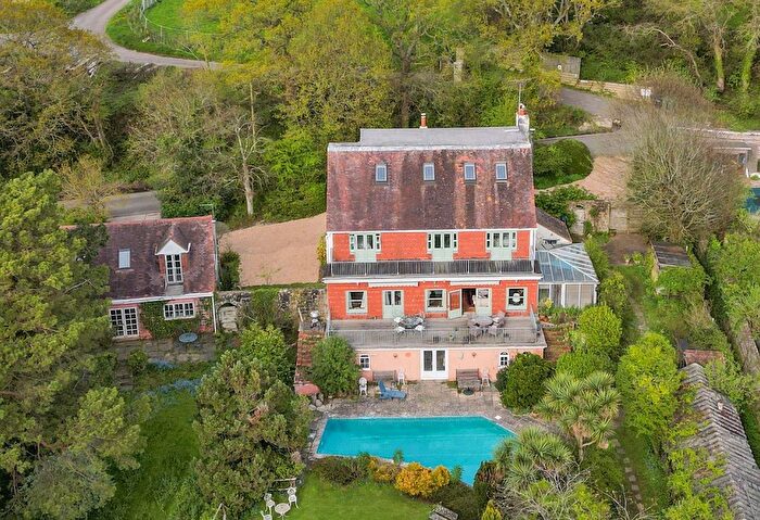 6 Bedroom Detached House For Sale In Whydown Road, Bexhill-On-Sea, TN39