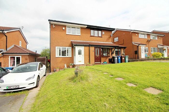 2 Bedroom Semi-Detached House To Rent In Cornfield Close, Bury, BL9