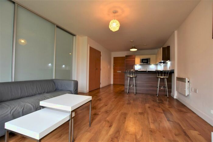 1 Bedroom Flat To Rent In Hurley House, Park Lodge Avenue, UB7