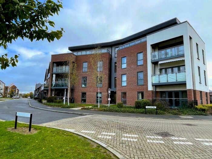 2 Bedroom Apartment To Rent In Harvard Way, Oakgrove, MK10
