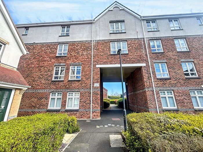 2 Bedroom Flat For Sale In Newington Drive, North Shields, NE29