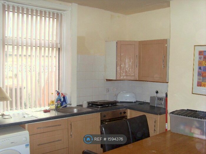2 Bedroom Terraced House To Rent In Chapel Street, Brierfield, BB9