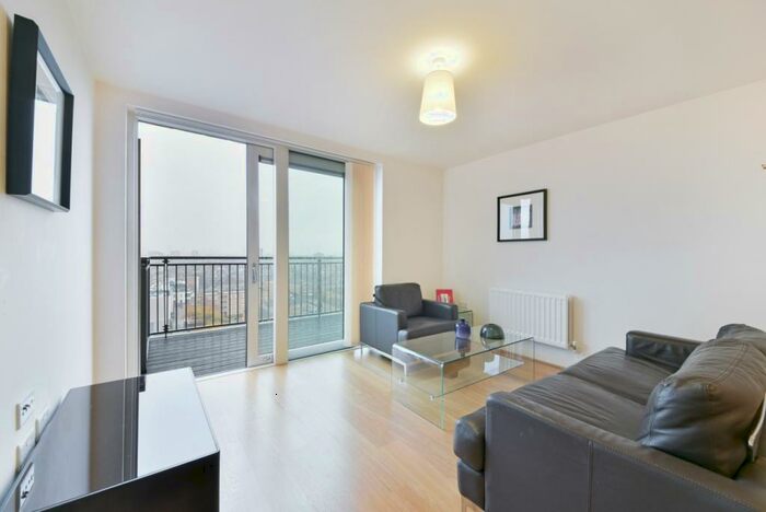 2 Bedroom Apartment To Rent In Collins Tower, Dalston Square, Dalston, E8
