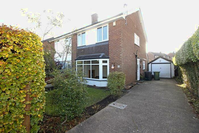 3 Bedroom Semi-Detached House To Rent In Meadway, Poynton, SK12