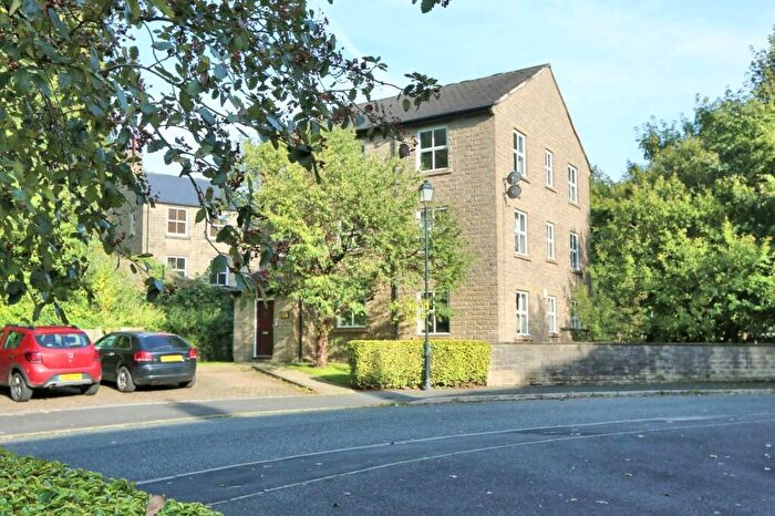 2 Bedroom Apartment For Sale In Hamson Drive, Bollington, Macclesfield, SK10