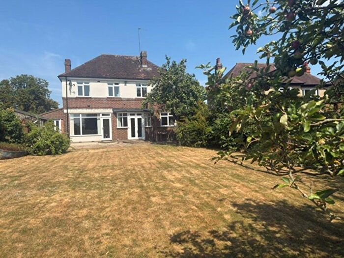 4 Bedroom Detached House To Rent In Bedford Road, Clapham, MK41