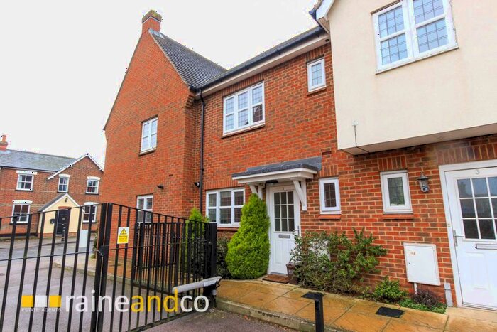 3 Bedroom Terraced House To Rent In Old Chapel Mews, Codicote, SG4