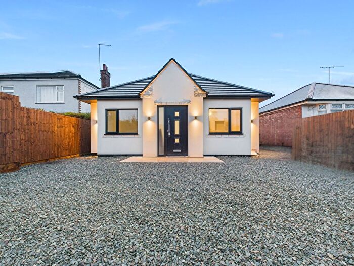 3 Bedroom Detached Bungalow For Sale In London Road, Yaxley, PE7