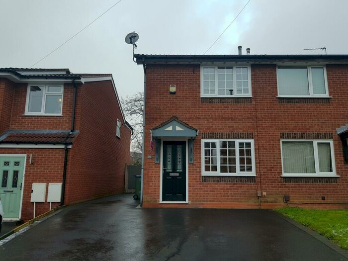 2 Bedroom House To Rent In Cecil Drive, Tividale, Oldbury, B69
