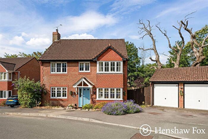 5 Bedroom Detached House For Sale In Rufus Close, Rownhams, Hampshire, SO16