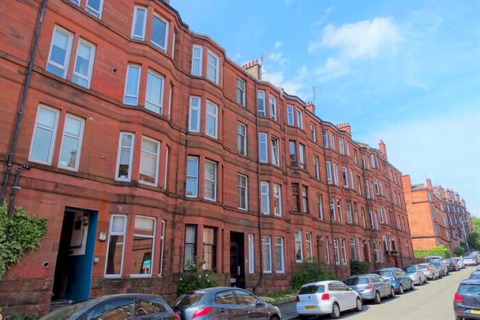1 Bedroom Flat To Rent In Bright Unfurnished Bed Flat @ Apsley St, G11