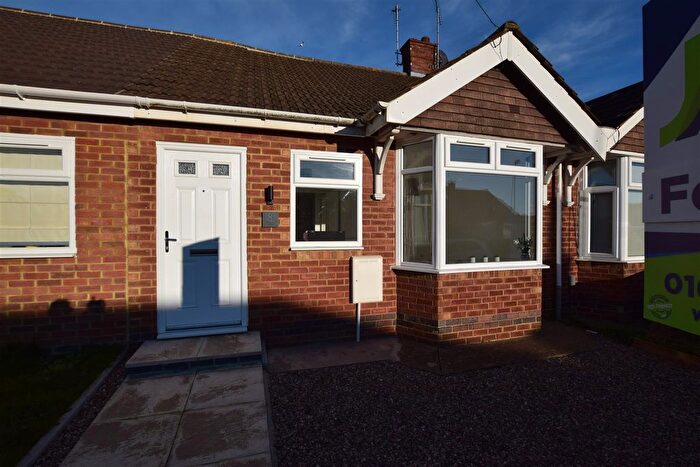 2 Bedroom Bungalow To Rent In Lockwood Close, Northampton, NN2