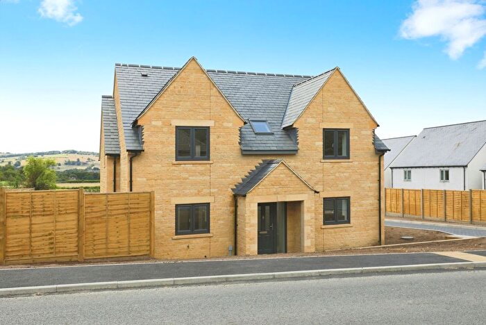 4 Bedroom Detached House For Sale In The Old Stores, Toddington, Gloucestershire, GL54