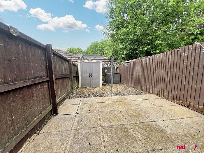 2 Bedroom Detached House To Rent In Nant Y Garn, Risca, Newport, NP11