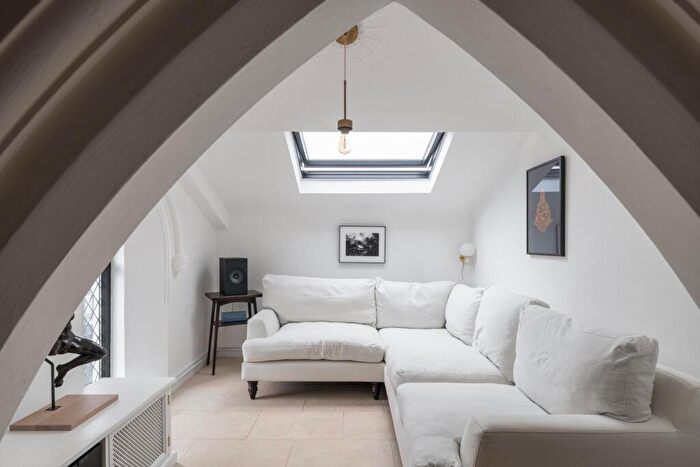 2 Bedroom Apartment For Sale In London, E2