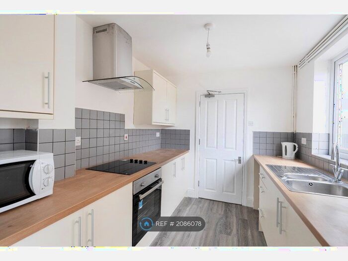 4 Bedroom Terraced House To Rent In Dunkirk Road, Bristol, BS16