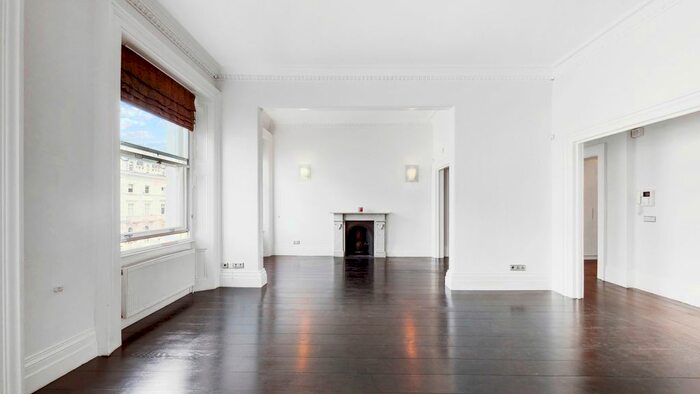 3 Bedroom Flat To Rent In Queen's Gate Terrace, London, SW7