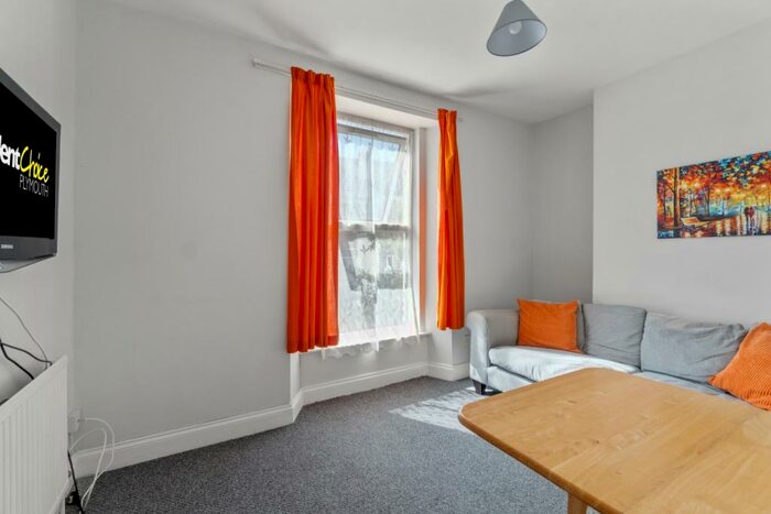 4 Bedroom Terraced House To Rent In Moor View Terrace, Plymouth, Devon, PL4