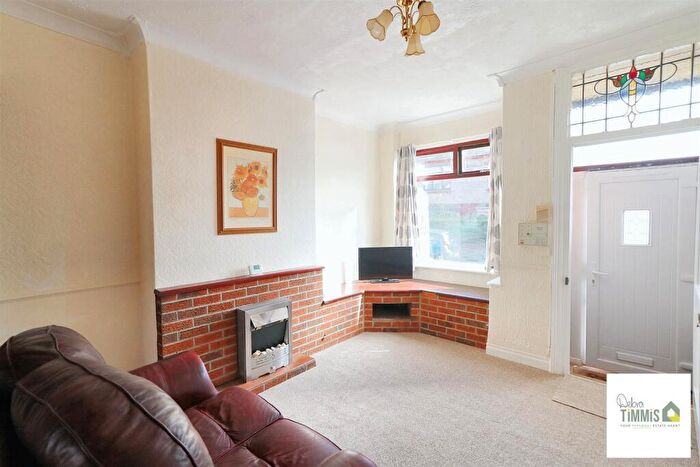 2 Bedroom Terraced House For Sale In Railway Street, Stoke-On-Trent, ST6
