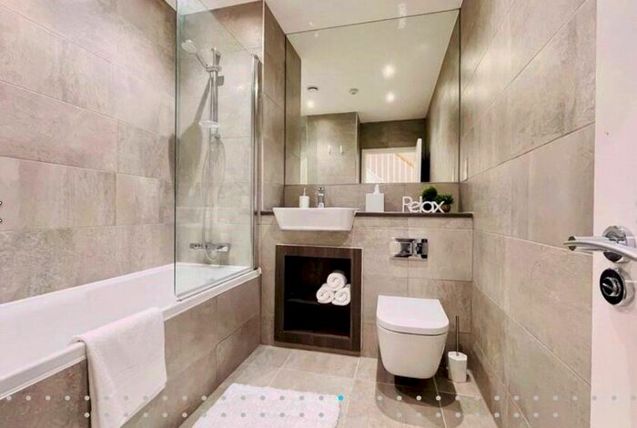 3 Bedroom Terraced House To Rent In London, E20