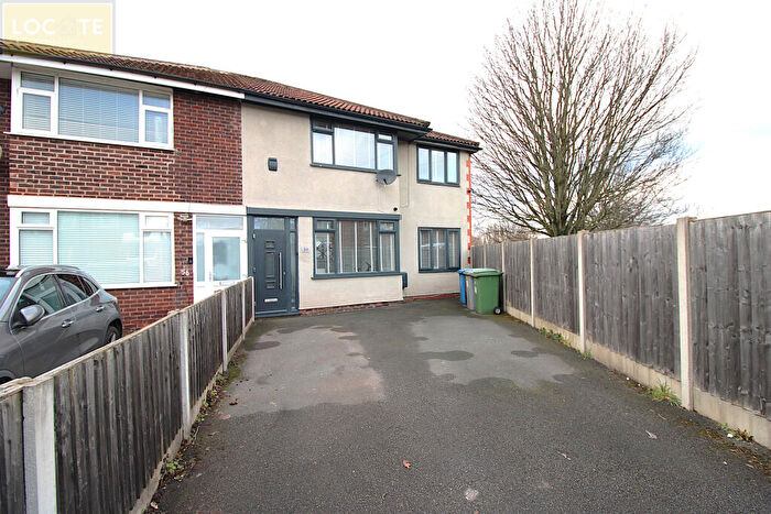 3 Bedroom Semi Detached House For Sale In Dalton Avenue, Stretford, Manchester, M32