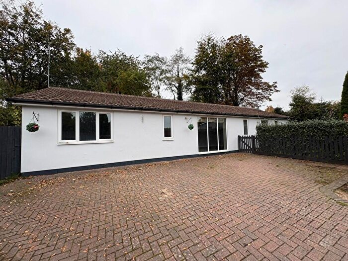 3 Bedroom Detached Bungalow For Sale In Summer Cottage Well Lane Welton, NN11