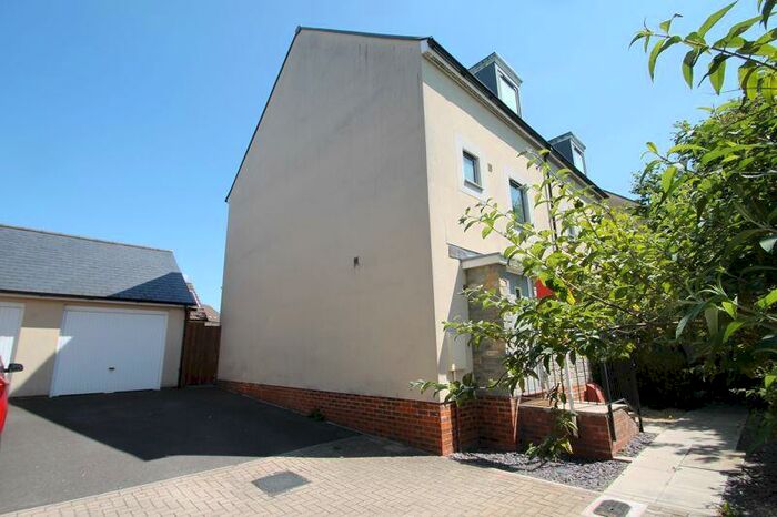 4 Bedroom Semi-Detached House For Sale In Wells, BA5