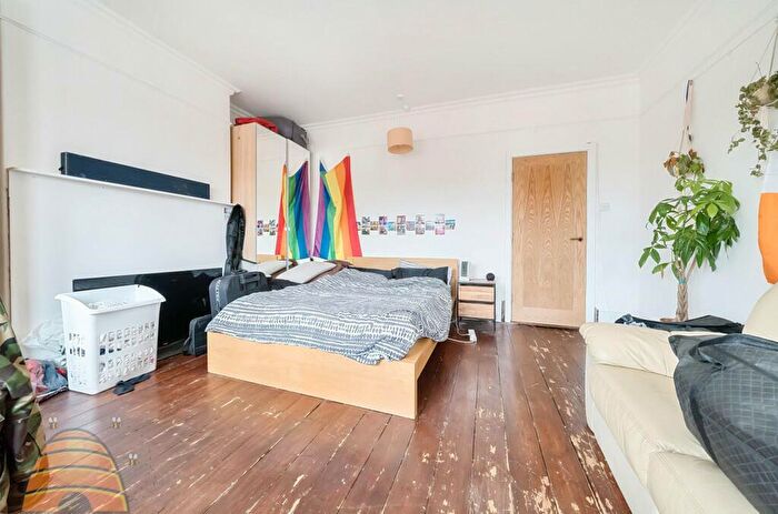 5 Bedroom Terraced House To Rent In Beech Grove Manchester, M14