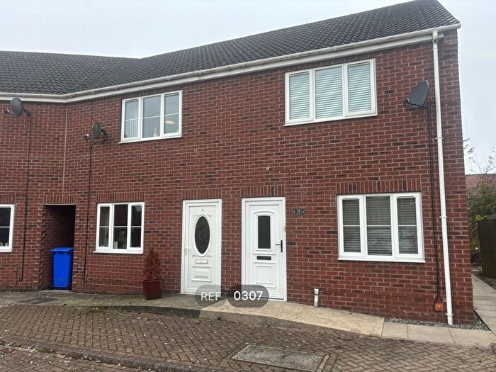 2 Bedroom End Of Terrace House To Rent In Beal Court, Market Weighton, YO43