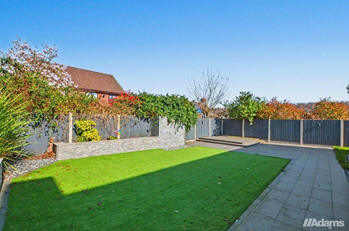 4 Bedroom Detached House For Sale In Briarwood, Priory Grange, Norton, WA7