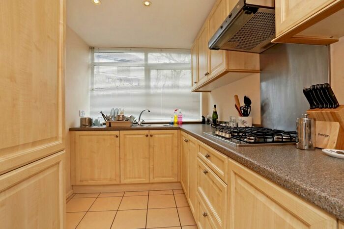 2 Bedroom Maisonette To Rent In Goral Mead, Rickmansworth WD3