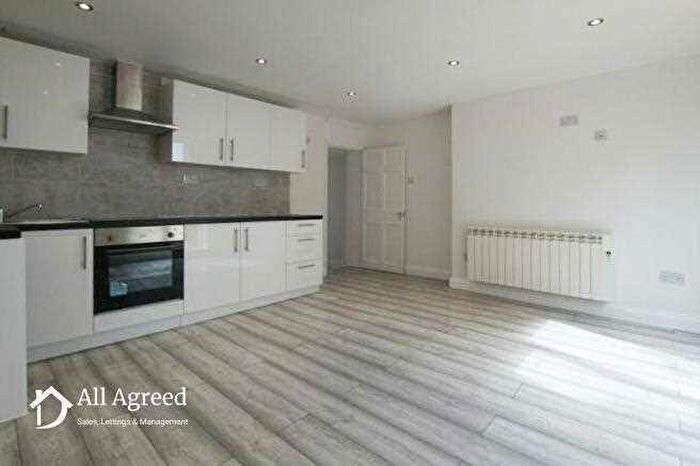 1 Bedroom Apartment To Rent In Market Place, Heanor, DE75