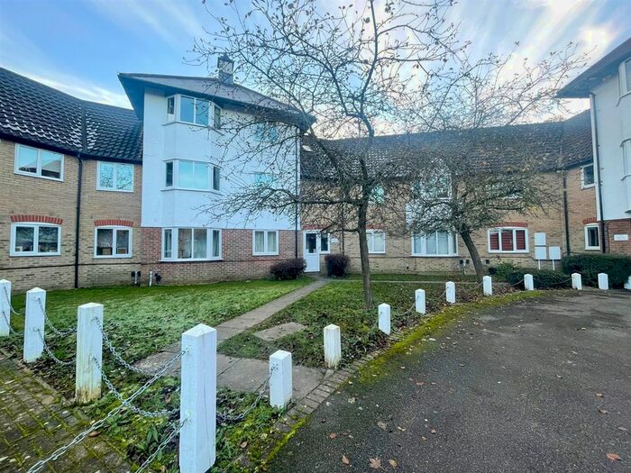 1 Bedroom Flat To Rent In Dale Close, Stanway, Colchester, CO3