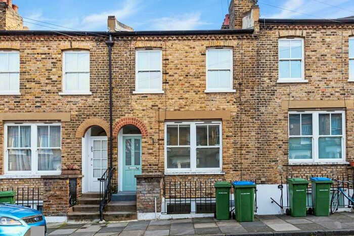 1 Bedroom Flat To Rent In Tuskar Street, London SE10