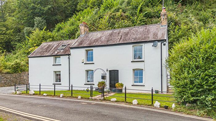 3 Bedroom Detached House For Sale In Parkmill, Swansea, SA3
