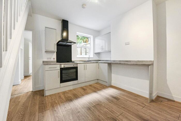 3 Bedroom Terraced House To Rent In Chamberlain Road, Chatham, ME4