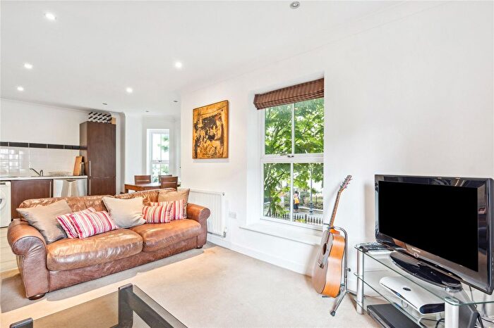 2 Bedroom Flat To Rent In Caledonian Square, Camden, NW1