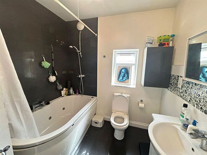 3 Bedroom Property To Rent In Catisfield Road, Enfield, EN3