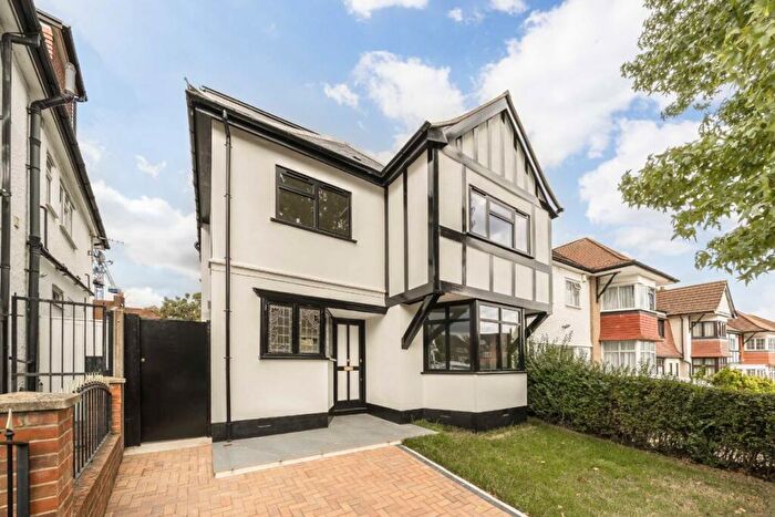 4 Bedroom Detached House For Sale In Alderton Crescent, London, NW4
